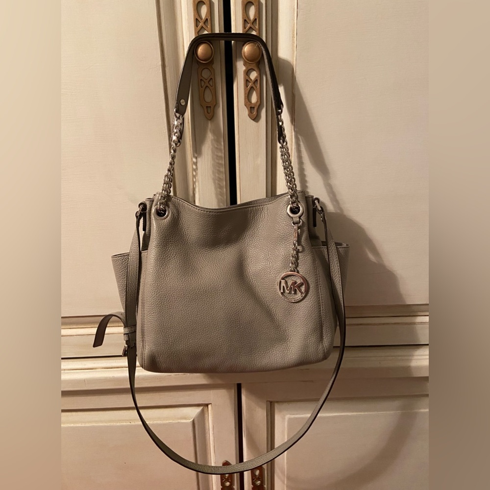 MK shoulder bag.